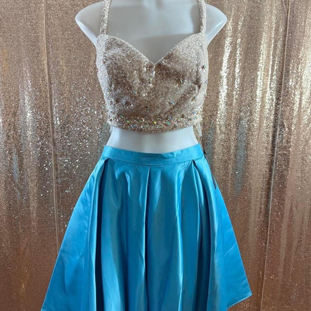Poly USA Two Piece Sequin Formal Homecoming Dress Blue Champagne Gold\Size 2XL
